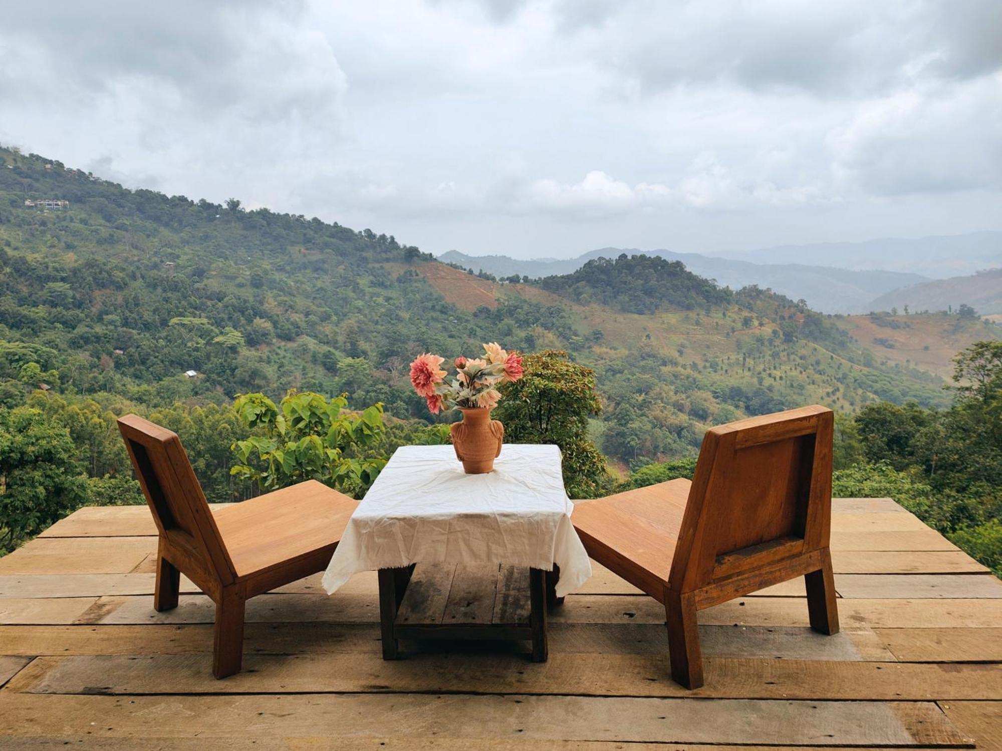 U Garden Hotell Ban Huai Khai Rom bilde