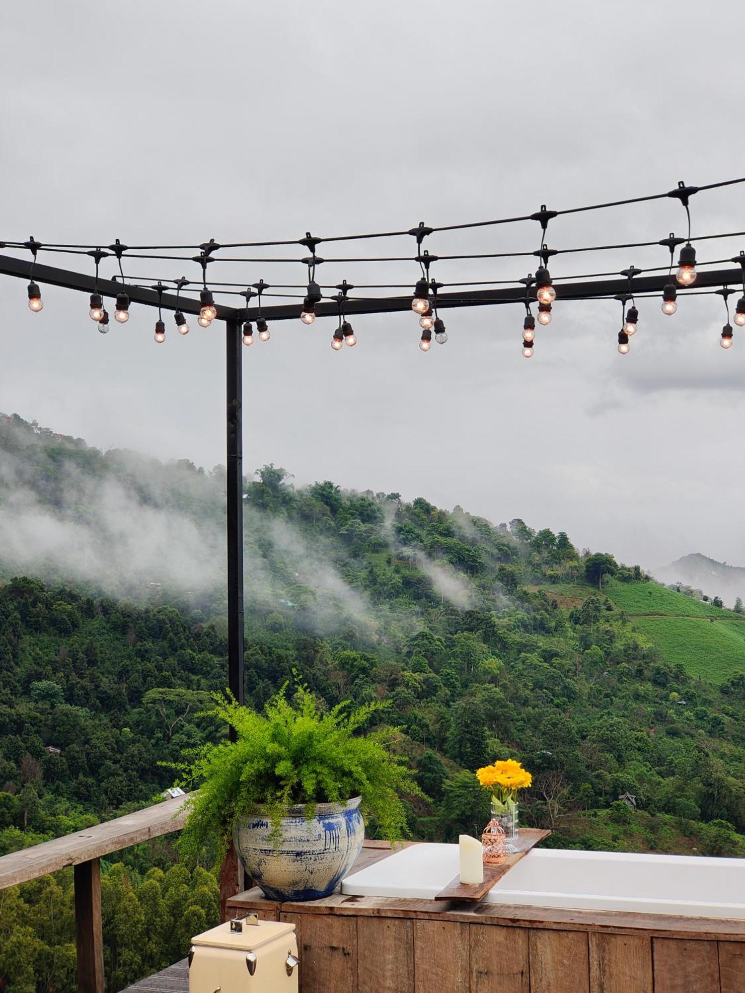 U Garden Hotell Ban Huai Khai Rom bilde